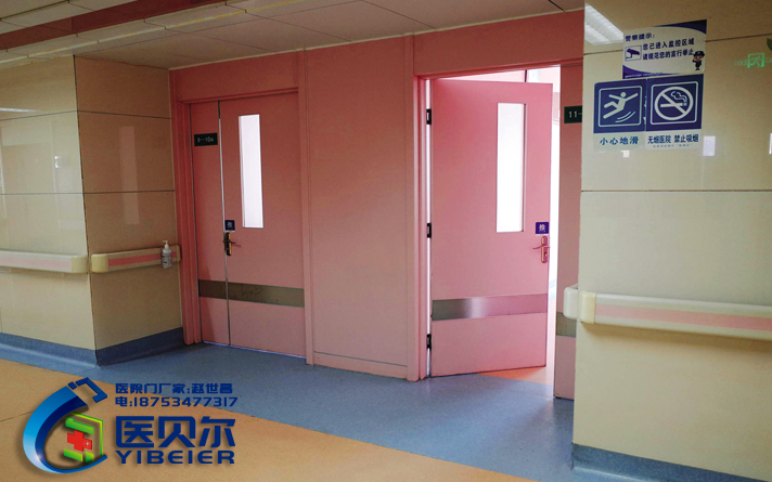 如若可以，我也想有那么一座茅草小屋。青石臺階，樹脂門
